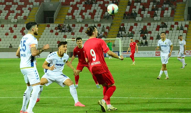 Karaman Kendi Evinde Yenildi :TFF 2. Lig: Karaman FK: 1 - Menemen FK: 2
