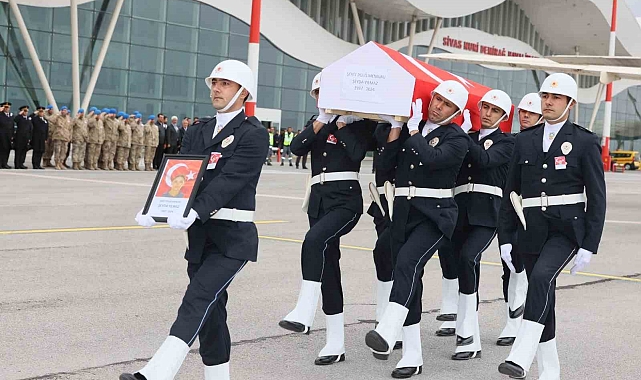 Şehit polis Şeyda Yılmaz'ın cenazesi memleketi Sivas'a getirildi