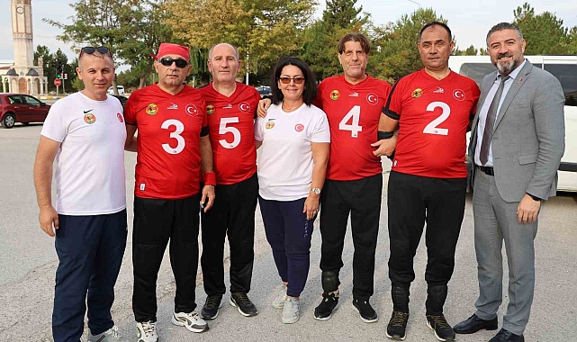 Vatan uğruna gözlerinden oldu, spor ile hayata tutundu