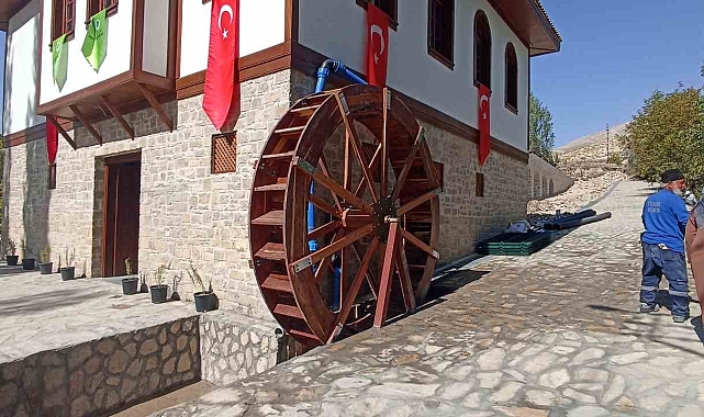 6 asırlık Somuncu baba değirmeni restore edildi