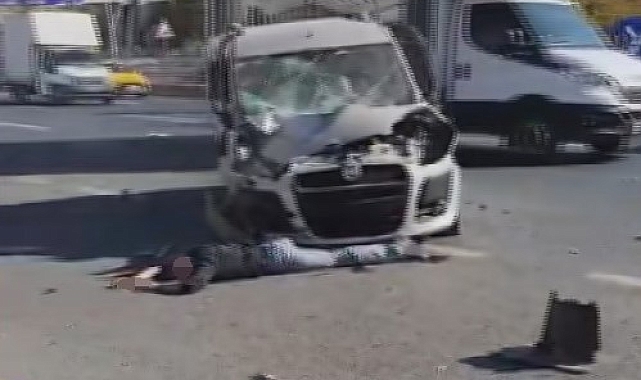 Ankara'da otomobil aydınlatma direğine çarptı: 1 yaralı