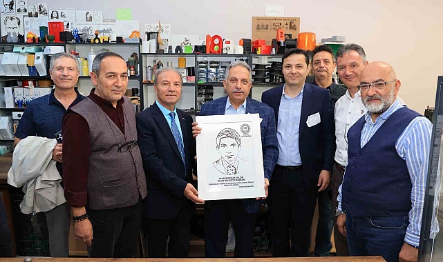 Başkan Yalçın okul arkadaşlarıyla buluştu