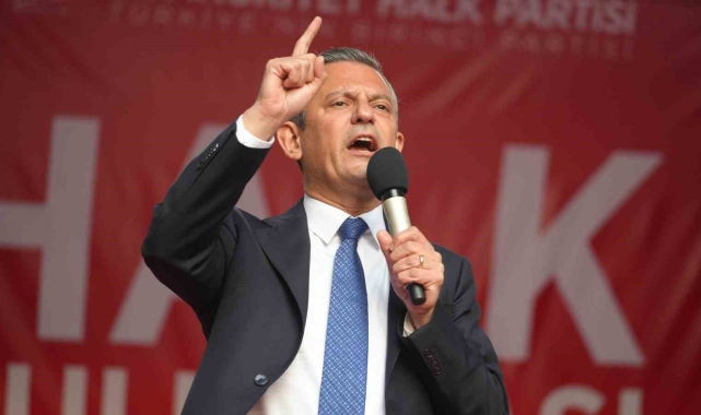 CHP Genel Başkanı Özel'den, Cumhurbaşkanı Erdoğan'a 'mülteci' çağrısı