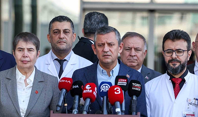 CHP lideri Özel: " Türkiye'ye yön verilmeye çalışıldığı, istikamet vermeye çalışıldığı ve siyasete yön verilmeye çalışıldığı bir durumdur"
