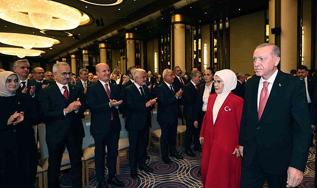 Cumhurbaşkanı Erdoğan: "Yeniden ve daha güçlü bir başlangıcın arifesindeyiz"