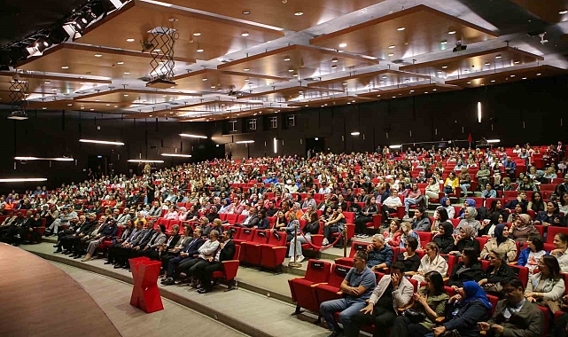 Eğitime farklı bir bakış açısı "TEDXErciyesKoleji etkinlikleri"