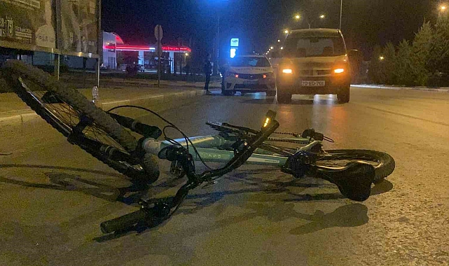 Karaman'da hafif ticari araçla bisiklet çarpıştı: 1 yaralı