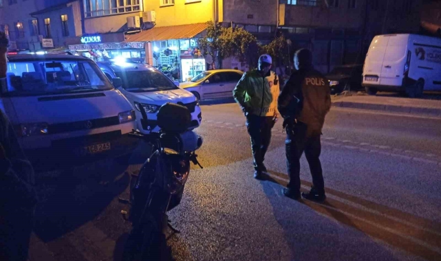 Konya'da motosiklet yayaya çarptı: 2 yaralı