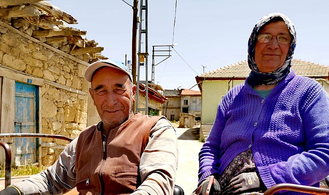Mut'da Traktör kazası yaşlı çifti ayırdı: 1 ölü, 1 yaralı