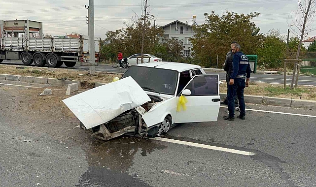 Tofaş hurdaya döndü: 1 yaralı