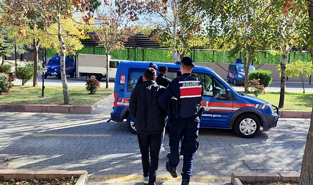 Uyuşturucu tacirlerine jandarmadan darbe: 3 tutuklama
