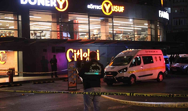 Yan bakma kavgasında öldürülen genç toprağa verildi