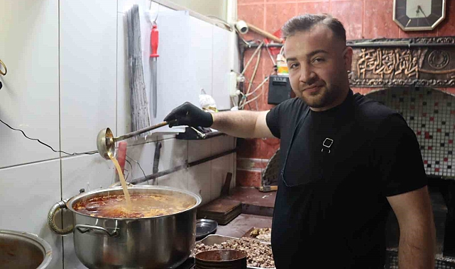 13 saatte pişen kelle paça şifa dağıtıyor