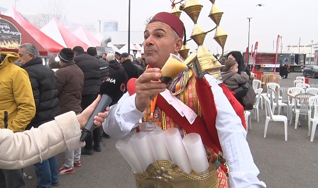 Adana Tanıtım Günleri'nde 106 metrelik Adana kebap dağıtıldı