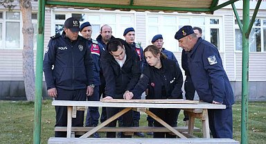 Aladağlar'da kaybolan dağcı ikiz kardeşlerin fotoğrafları ortaya çıktı