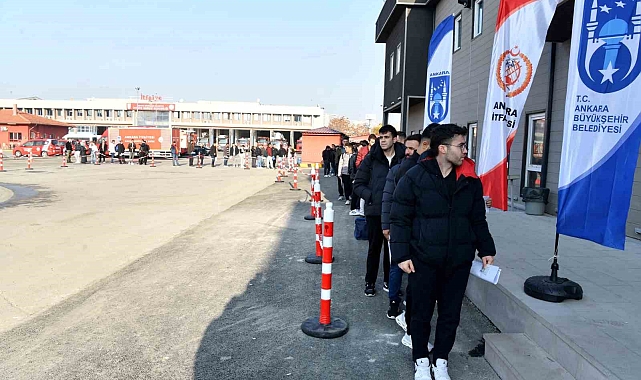 Ankara İtfaiyesi'nin 300 itfaiye memuru alımına yoğun ilgi