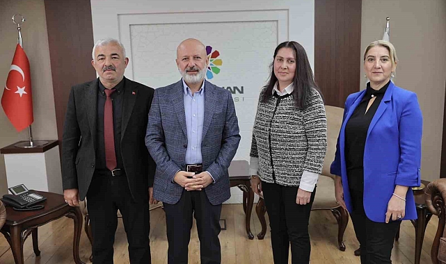 Başkan Çolakbayrakdar, muhtarlarla bir araya geldi