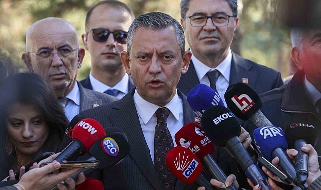 CHP Genel Başkanı Özel: "Sayın Bakırhan'ın ifade ettiği görüşlere katılmıyorum, en sert şekilde karşı çıkıyorum fakat..."