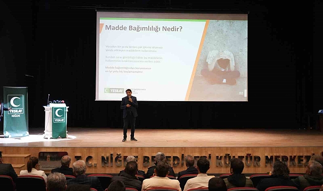 Eğitimciler uyuşturucu ile mücadele konusunda bilgilendirildi