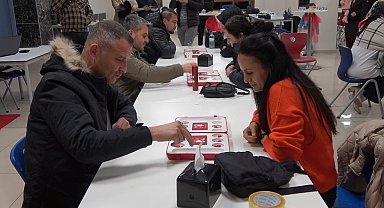 Erken yaşta kaybettikleri öğretmen arkadaşlarını, mangala turnuvası ile andılar