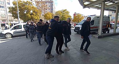 Galericinin öldüğü silahlı kavganın zanlıları adliyeye sevk edildi