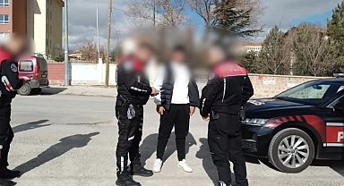 Kayseri'de kaçakçılara yönelik "huzur" operasyonu: 79 bin makaron ele geçirildi