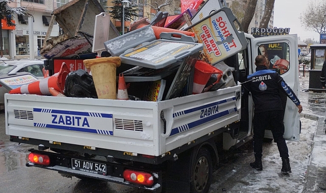 Niğde Belediyesi'nden kaldırım işgaline geçit yok