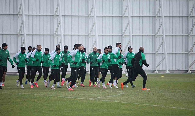 Recep Uçar: "Ümit ederiz ki Adana Demirspor maçı iyi neticeyle sonuçlanır"