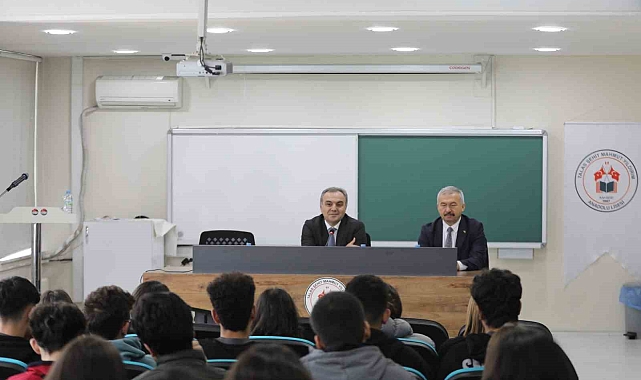 Rektör Prof. Dr. Altun, Talas Şehit Mahmut Yıldırım Anadolu Lisesi öğrencileri ile bir araya geldi