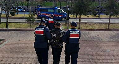 Aksaray'da 4 suçtan 16 yıl hapis cezası olan şahıs yakalandı