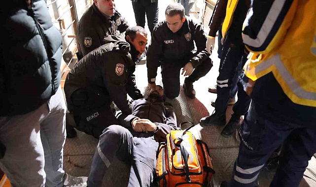 Aksaray'da intihara kalkışan genci bekçiler kurtardı