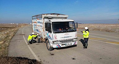 Aksaray'da zorunlu kış lastiği uygulamaları başladı