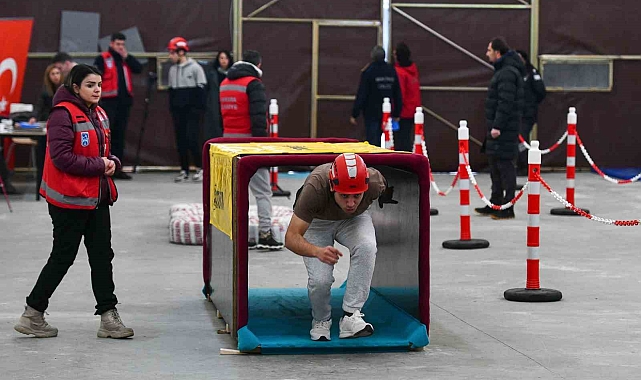 Ankara İtfaiyesi'nde görev alacak 300 itfaiye eri için mülakat süreci başladı