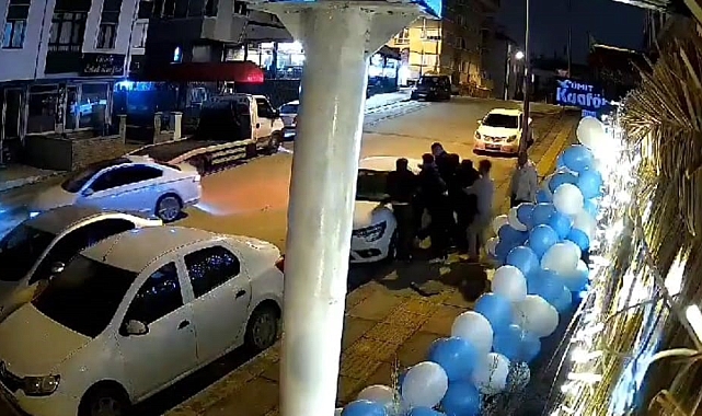 Ankara'da restoran basıp çalışanları darp eden saldırganların o anları kamerada