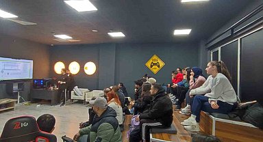 Badminton 1. Kademe Temel Antrenör Kursu Kayseri'de yapılıyor