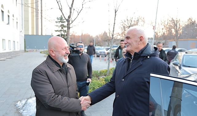 Başkan Çolakbayrakdar: "Türkiye'de en büyük kentsel dönüşümü gerçekleştiren belediyeyiz"