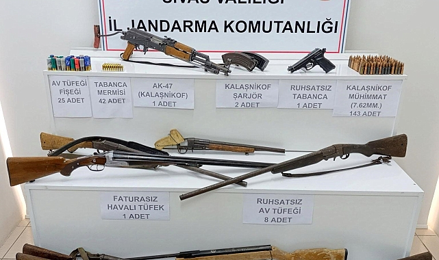 Baskın yapılan evden cephanelik çıktı