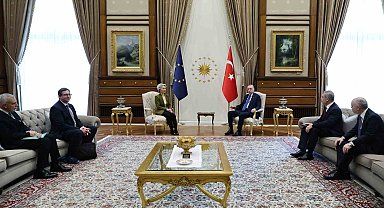 Cumhurbaşkanı Erdoğan, AB Komisyonu Başkanı von der Leyen ile görüştü