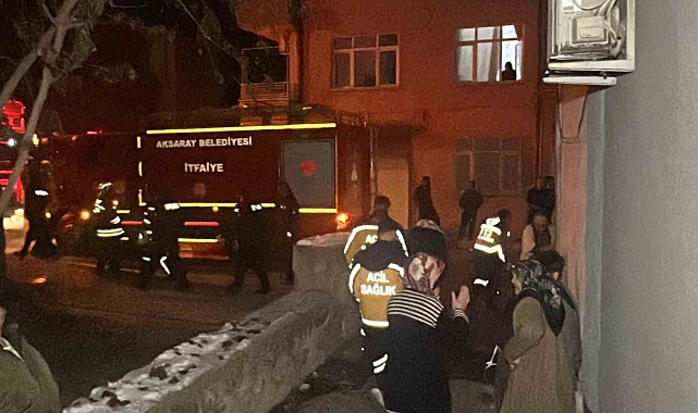 Elektrik panosundaki yangın paniğe neden oldu
