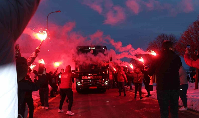 Galatasaray'a, Sivas'ta coşkulu karşılama