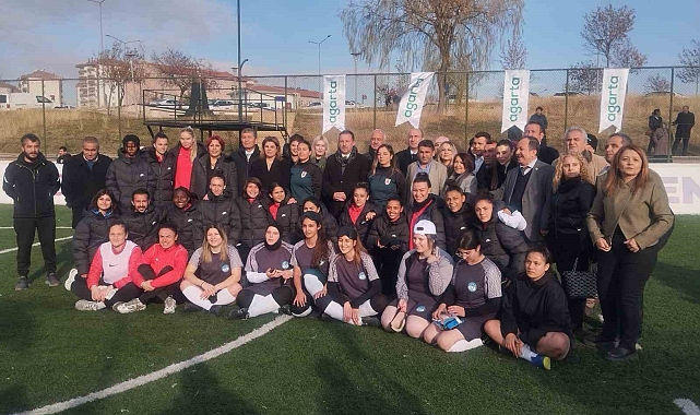 Görme engelli futbol takımı ile empati maçı