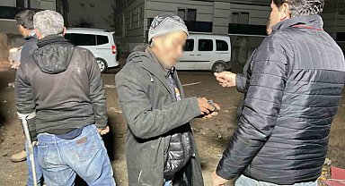 Hırsızlık yaparken yakalandı, "Alkollüydük yanlışlıkla aldım" dedi