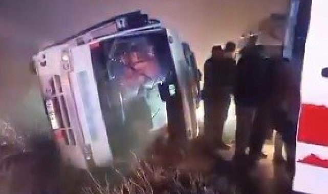 Konya'da işçi taşıyan midibüs devrildi: 7 yaralı