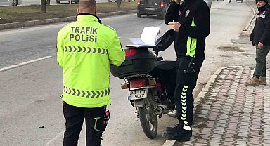 Konya'da motosiklet yayaya çarptı: 2 yaralı