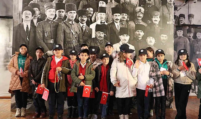 Öğrenciler MKE İmalat-ı Harbiye Müzesi'ni gezerek tarihi öğreniyor