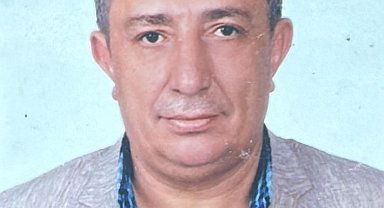 Tıra çarpan minibüs sürücüsü hayatını kaybetti