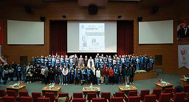 YÖK Üyesi Prof. Dr. Karaboğa, KAYÜ'de dönem dersi verdi