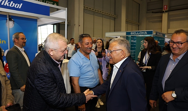 Büyükşehir'in Kayseri Kariyer Merkezi 2024'te 3 bine yakın istihdama aracı oldu