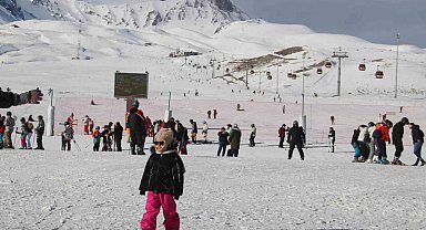 Erciyes'te sömestir yoğunluğu