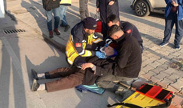 Karaman'da otomobilin çarptığı yaşlı adam yaralandı, sürücü başından bir an olsun bile ayrılmadı